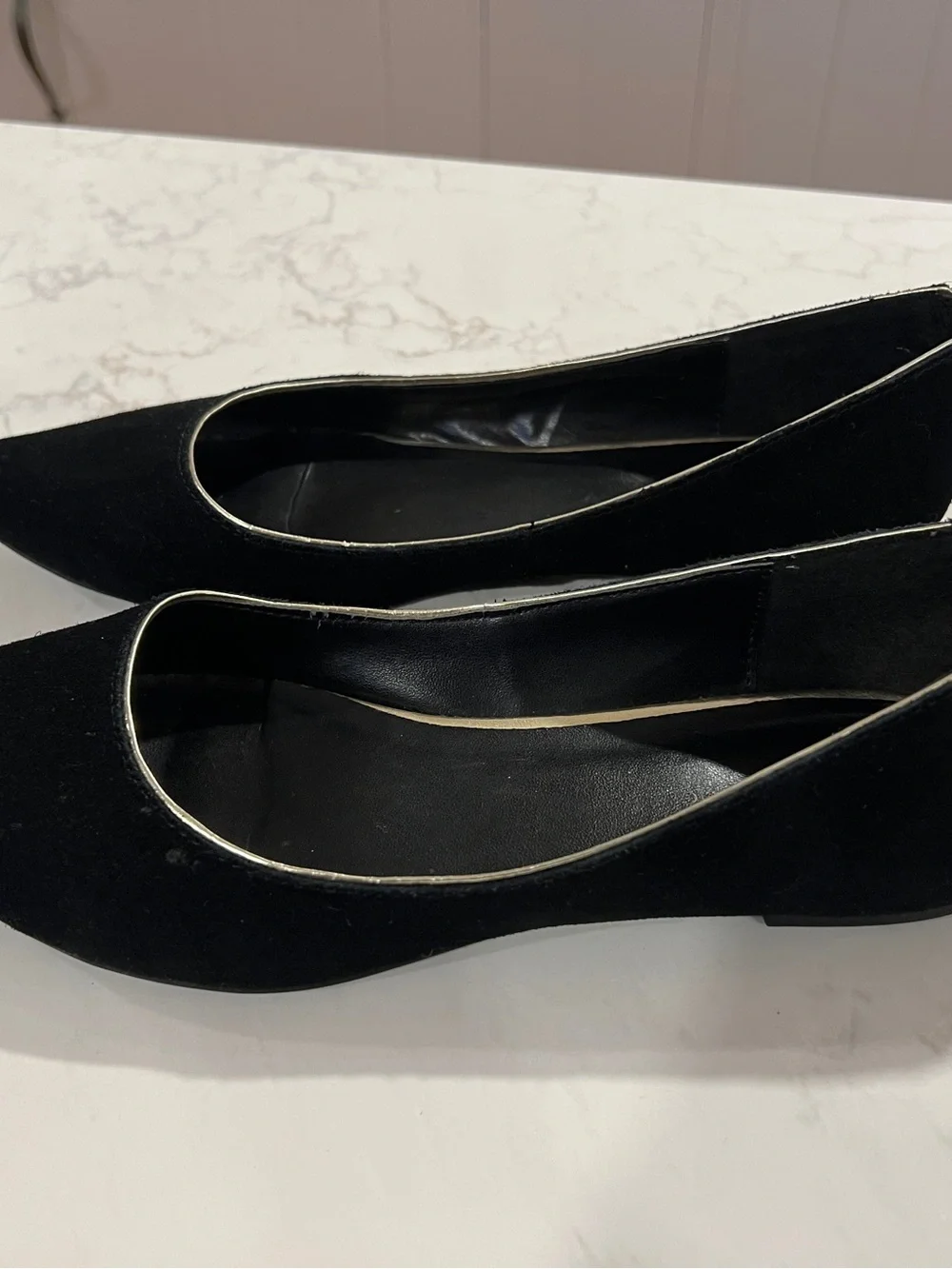 Banana Republic Black Pointed Toe Flats with Gold Trim, 7